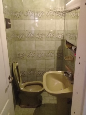 OPORTUNIDAD Se vende Ph en planta baja con local en Boulogne