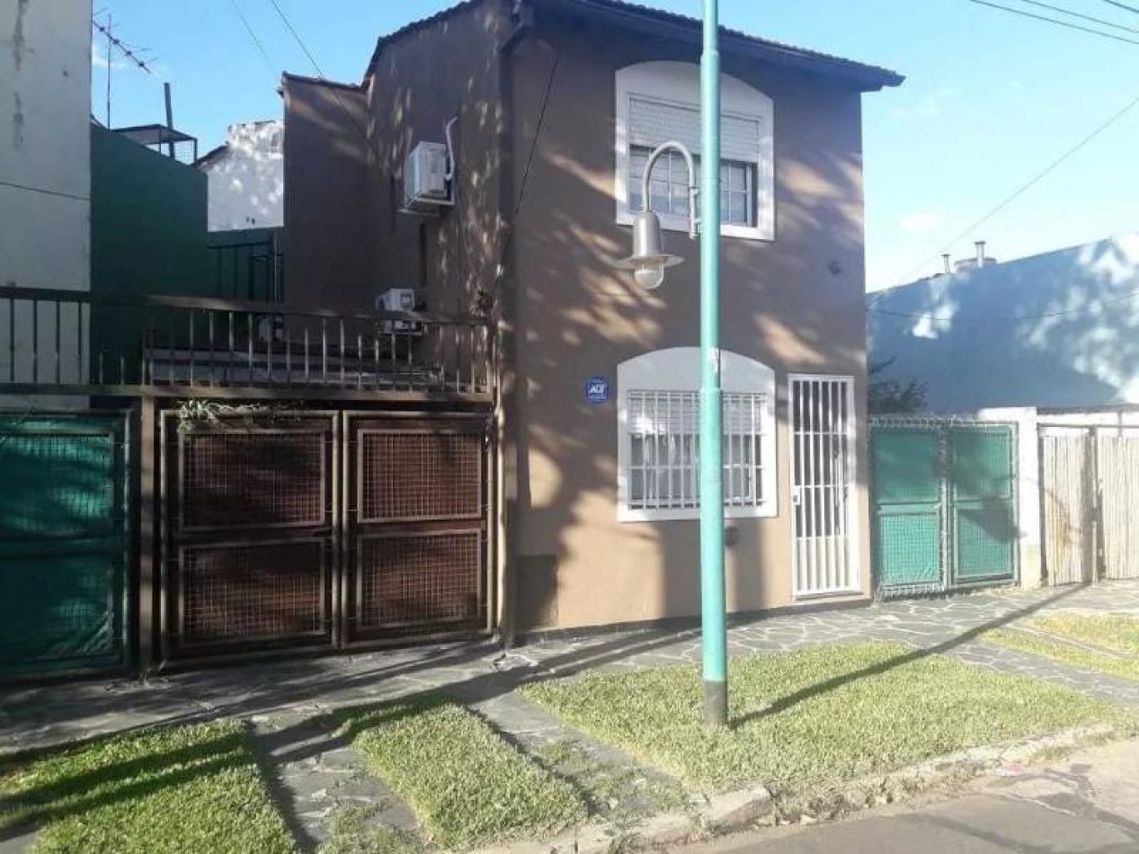 Excelente duplex. Carapachay (Vicente Lopez).