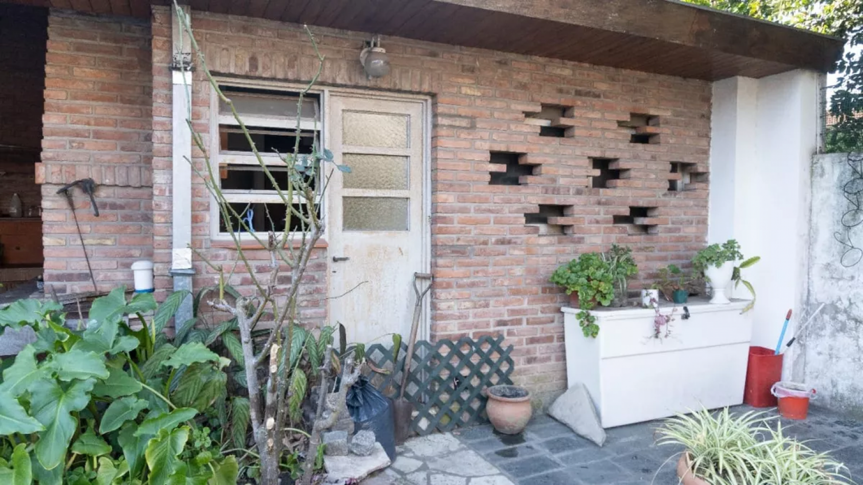 Hermosa casa 6 Ambientes con Piscina en Martinez