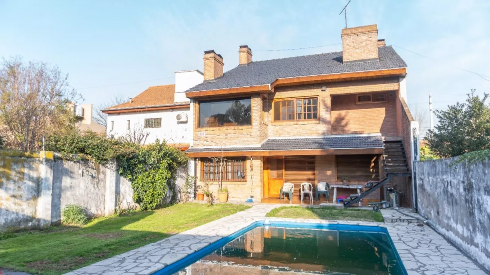 Hermosa casa 6 Ambientes con Piscina en Martinez