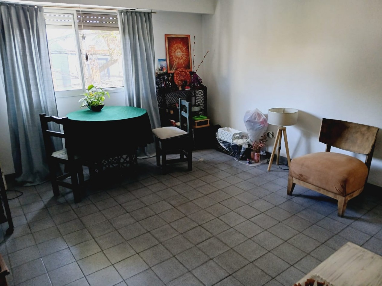 Se vende departamento de 2 amb en Carapachay