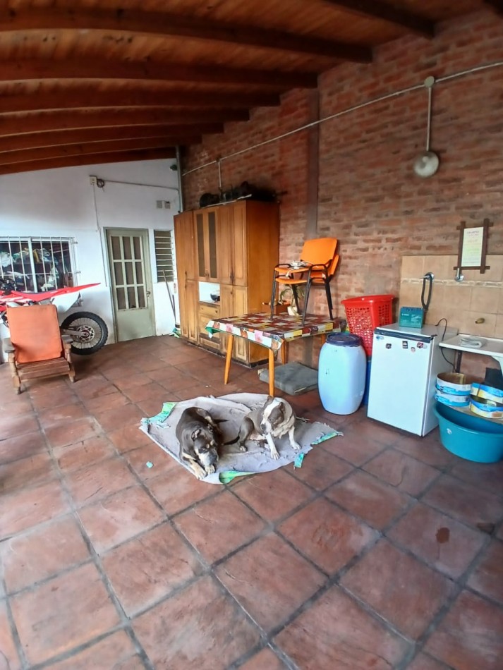 Se vende Departamento de 4 amb mas monoambiente 